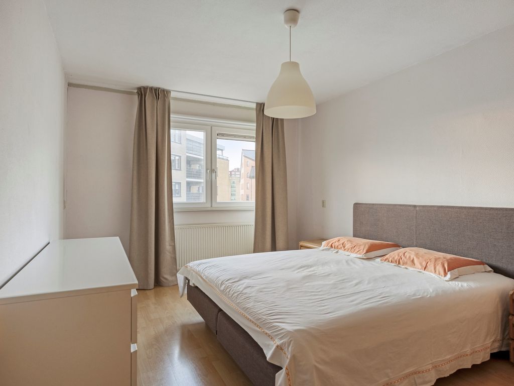 Fluiterlaan 282, Capelle aan den IJssel