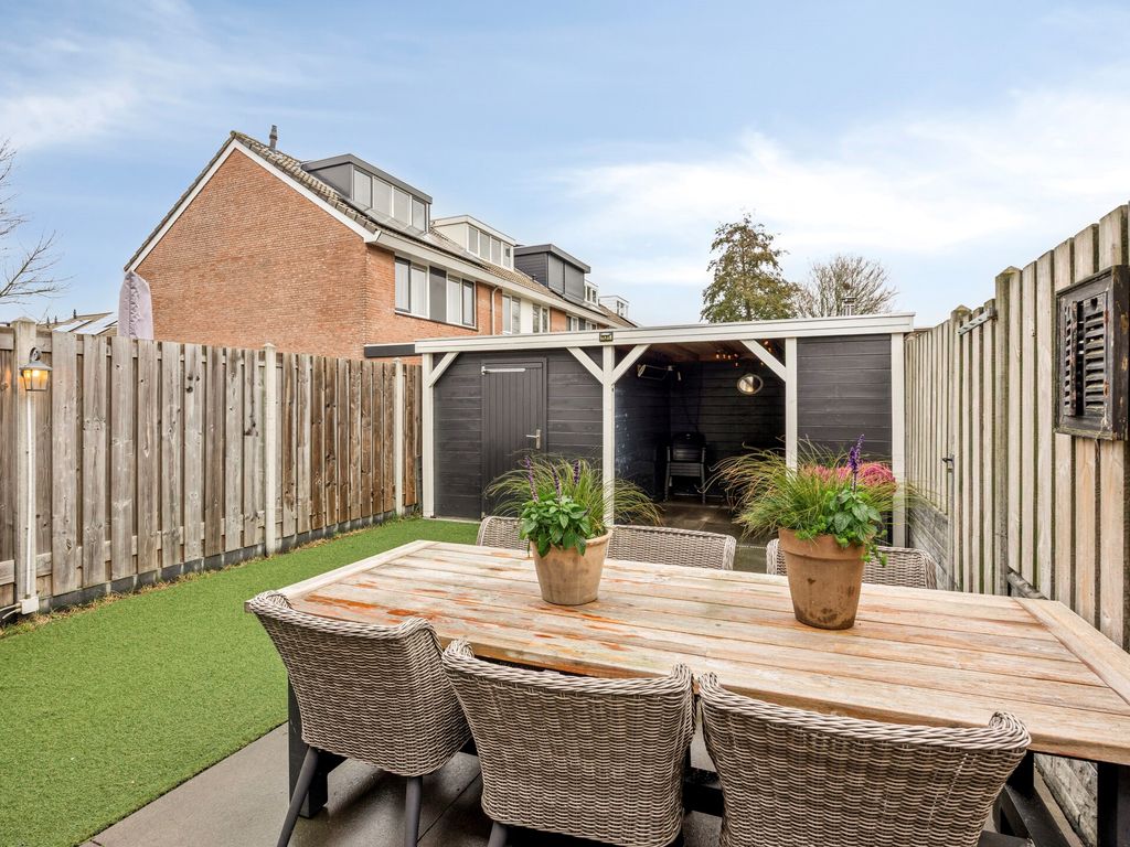 Jan van Kanrede 16, Capelle aan den IJssel