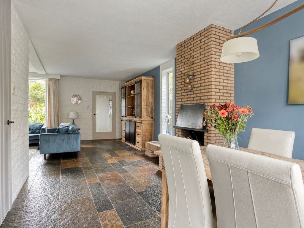 Merelhoven 353, Capelle aan den IJssel