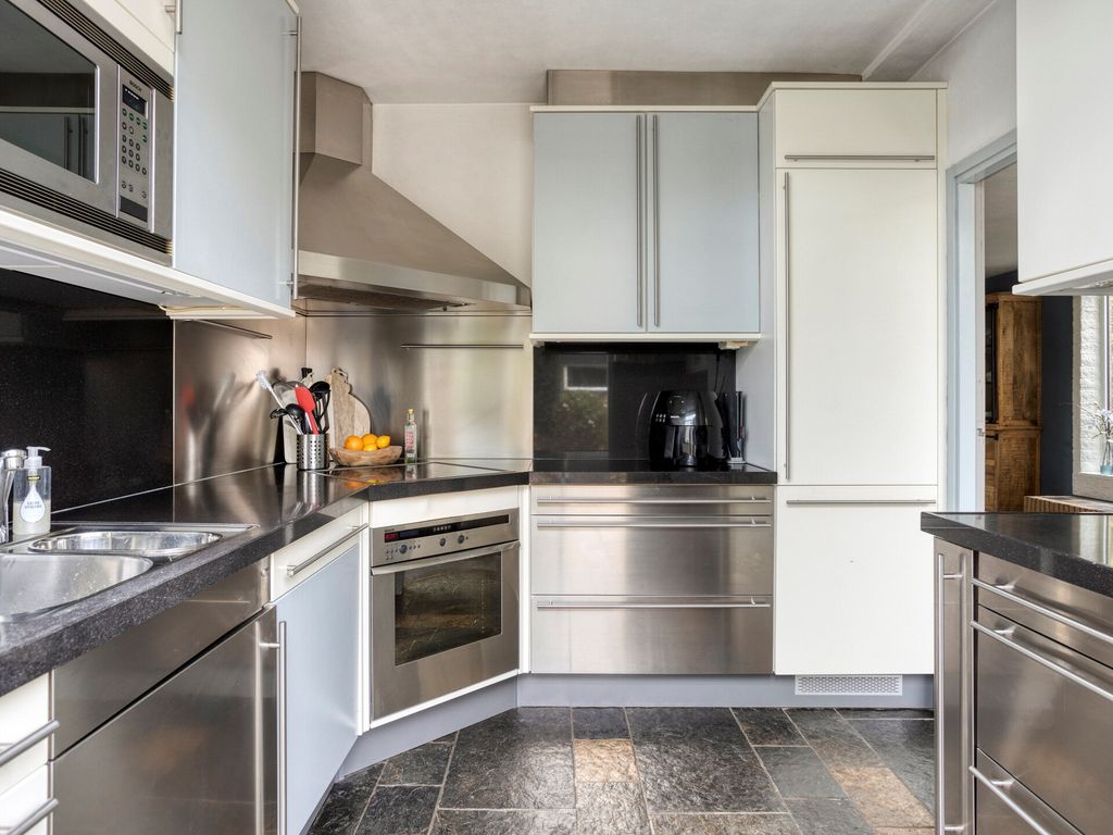 Merelhoven 353, Capelle aan den IJssel