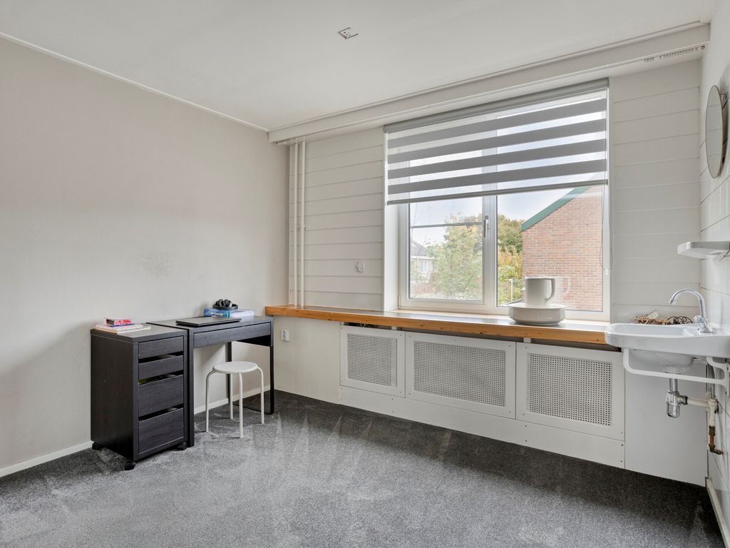 Merelhoven 353, Capelle aan den IJssel