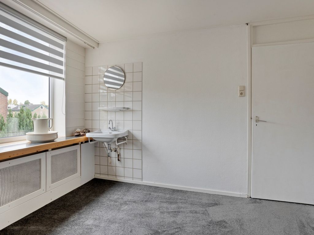 Merelhoven 353, Capelle aan den IJssel