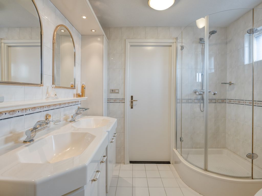 Neckardal 26, Capelle aan den IJssel