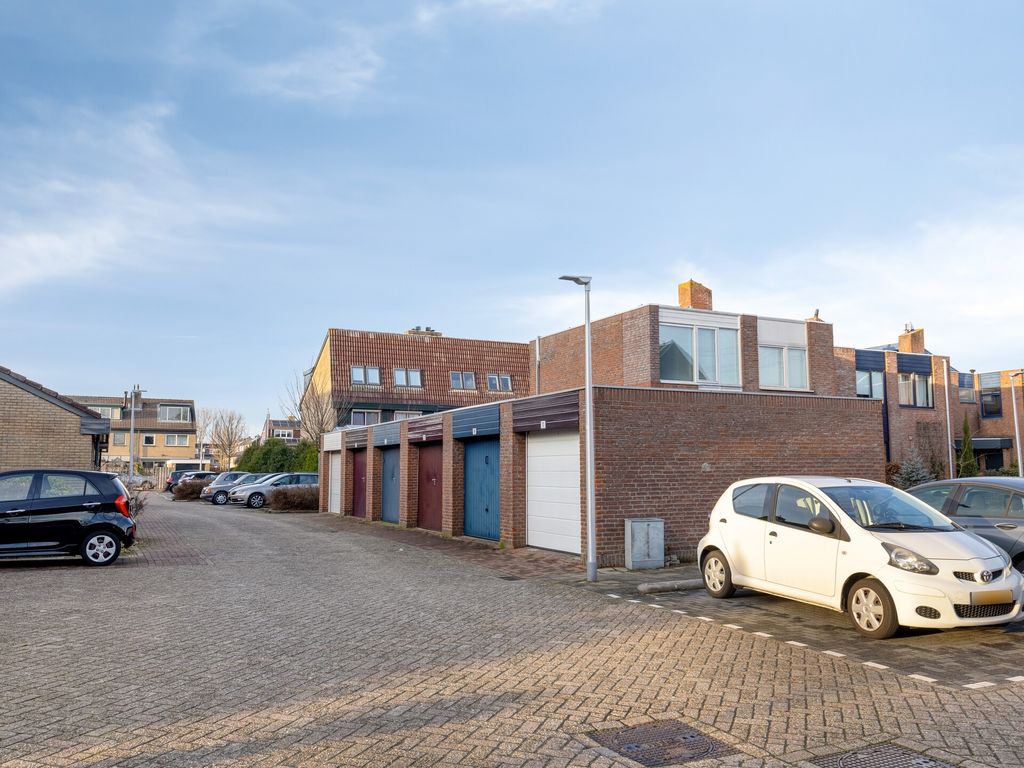 Neckardal 26, Capelle aan den IJssel