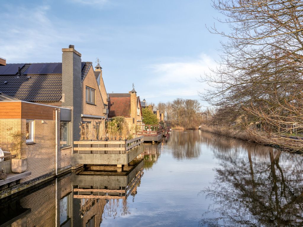 Neckardal 26, Capelle aan den IJssel