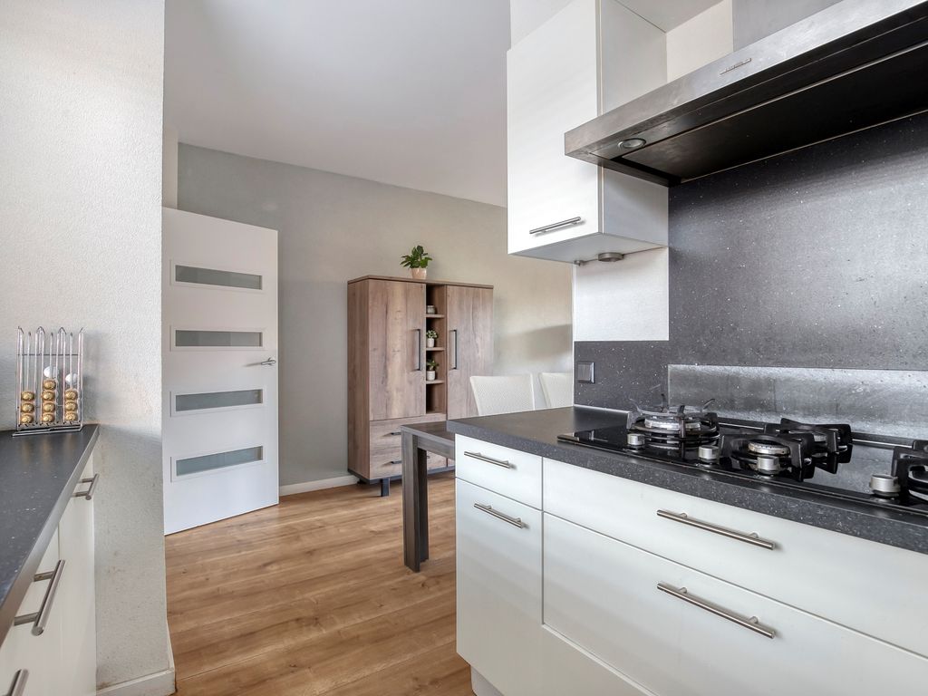 Aleoeten 30, Capelle aan den IJssel