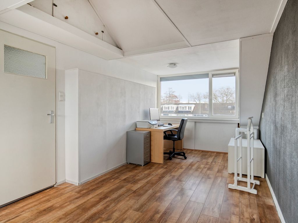 Aleoeten 30, Capelle aan den IJssel