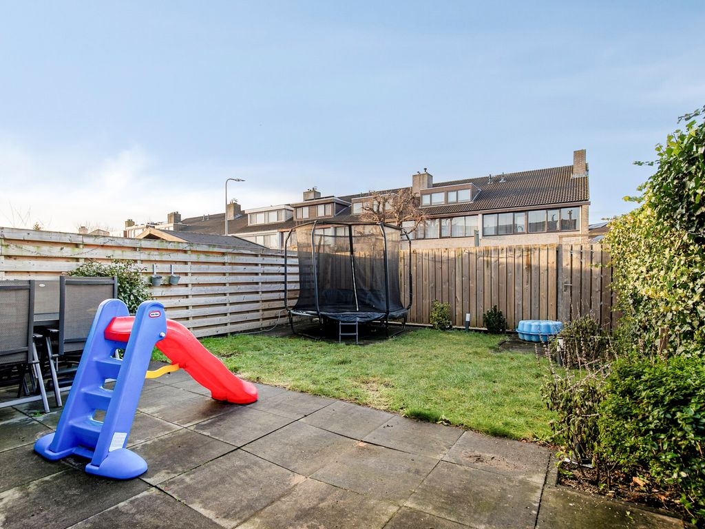 Aleoeten 30, Capelle aan den IJssel