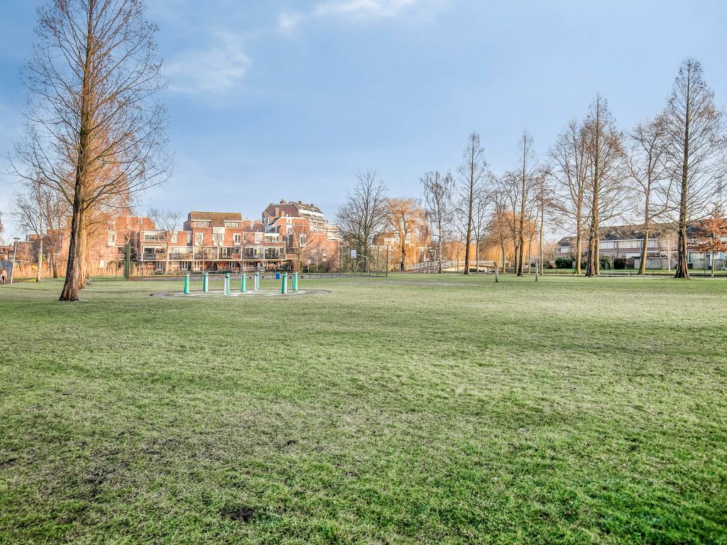 Aleoeten 30, Capelle aan den IJssel