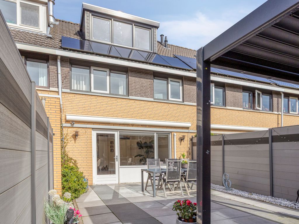 Bernsteinstraat 114, Capelle aan den IJssel