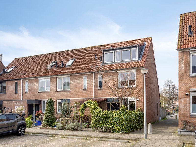 Libellendans 25, Capelle aan den IJssel