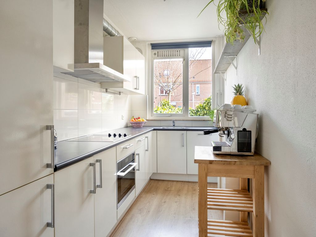 Libellendans 25, Capelle aan den IJssel