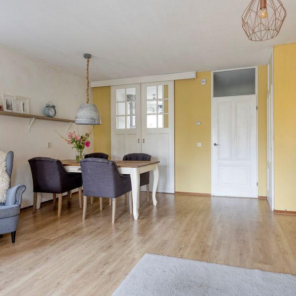 Libellendans 25, Capelle aan den IJssel