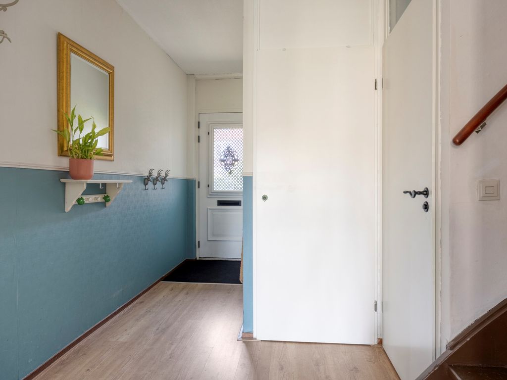 Libellendans 25, Capelle aan den IJssel