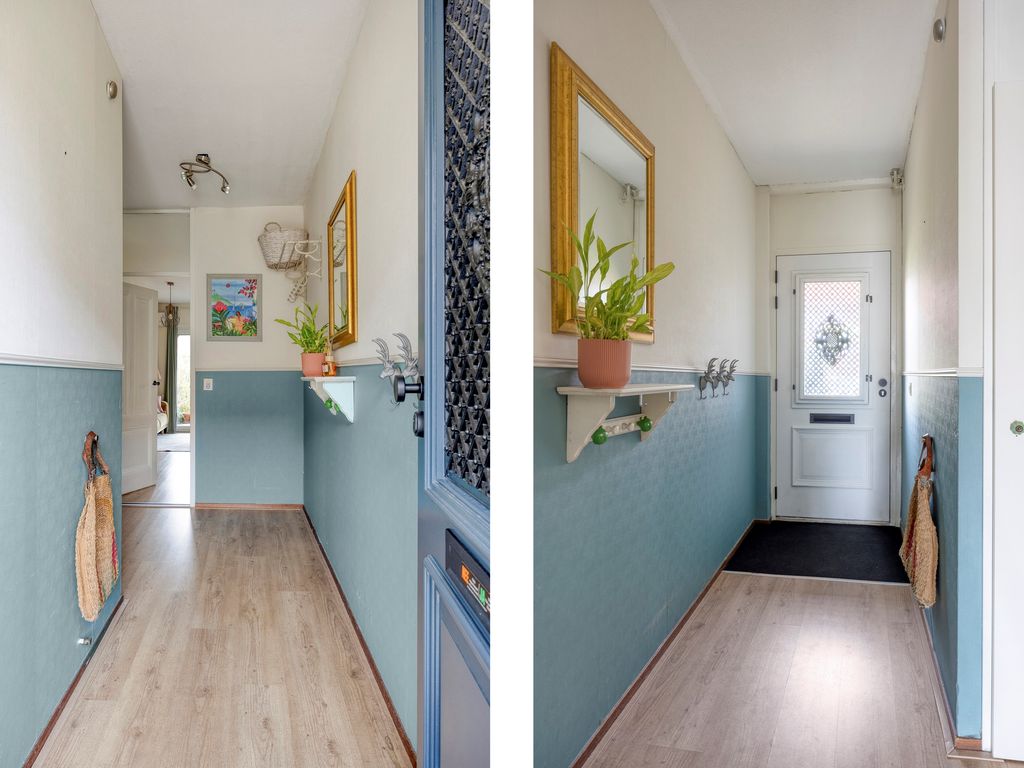 Libellendans 25, Capelle aan den IJssel