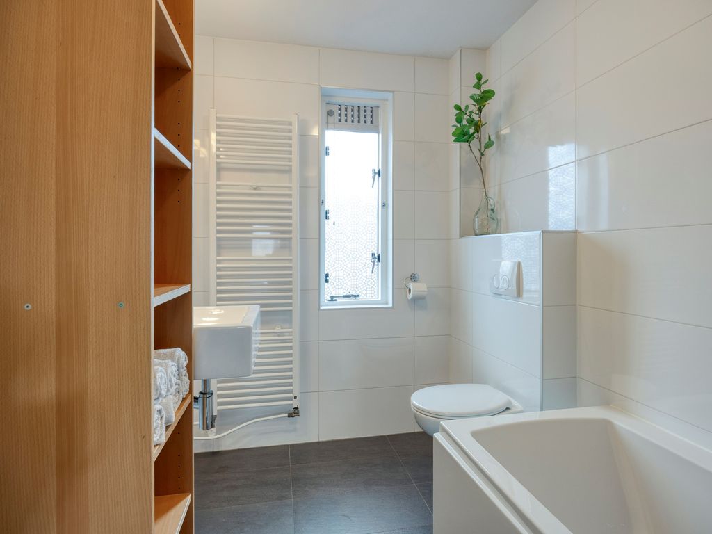 Libellendans 25, Capelle aan den IJssel