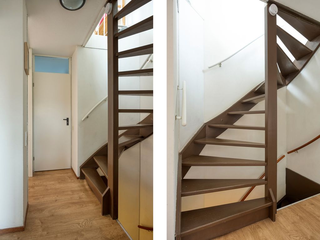 Libellendans 25, Capelle aan den IJssel