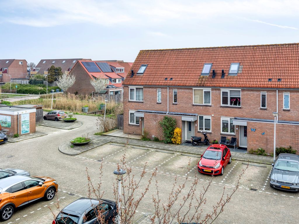 Libellendans 25, Capelle aan den IJssel