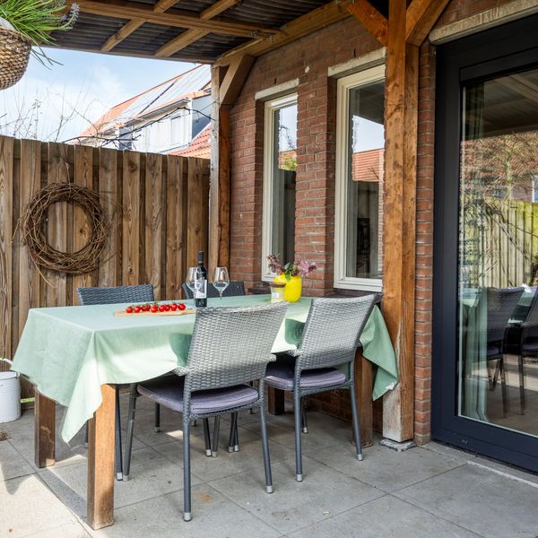 Libellendans 25, Capelle aan den IJssel