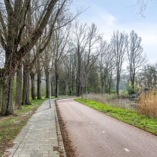 Libellendans 25, Capelle aan den IJssel