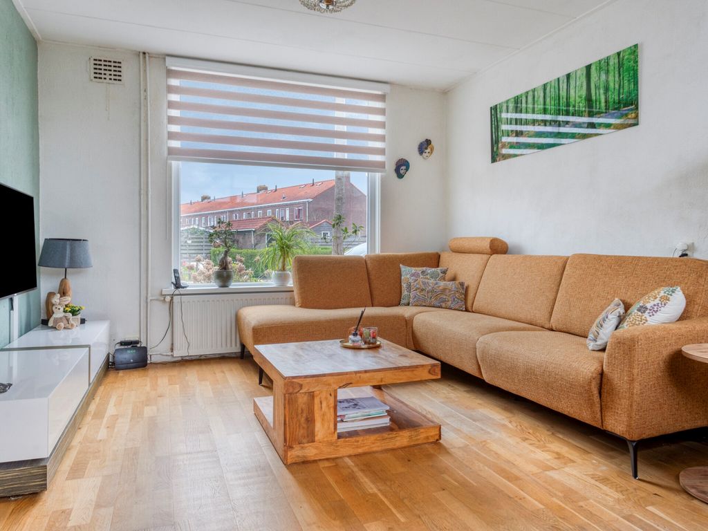 Kon Wilhelminastraat 12, Nieuwerkerk aan den IJssel