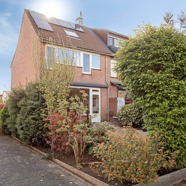 Jan de Geusrede 23, Capelle aan den IJssel