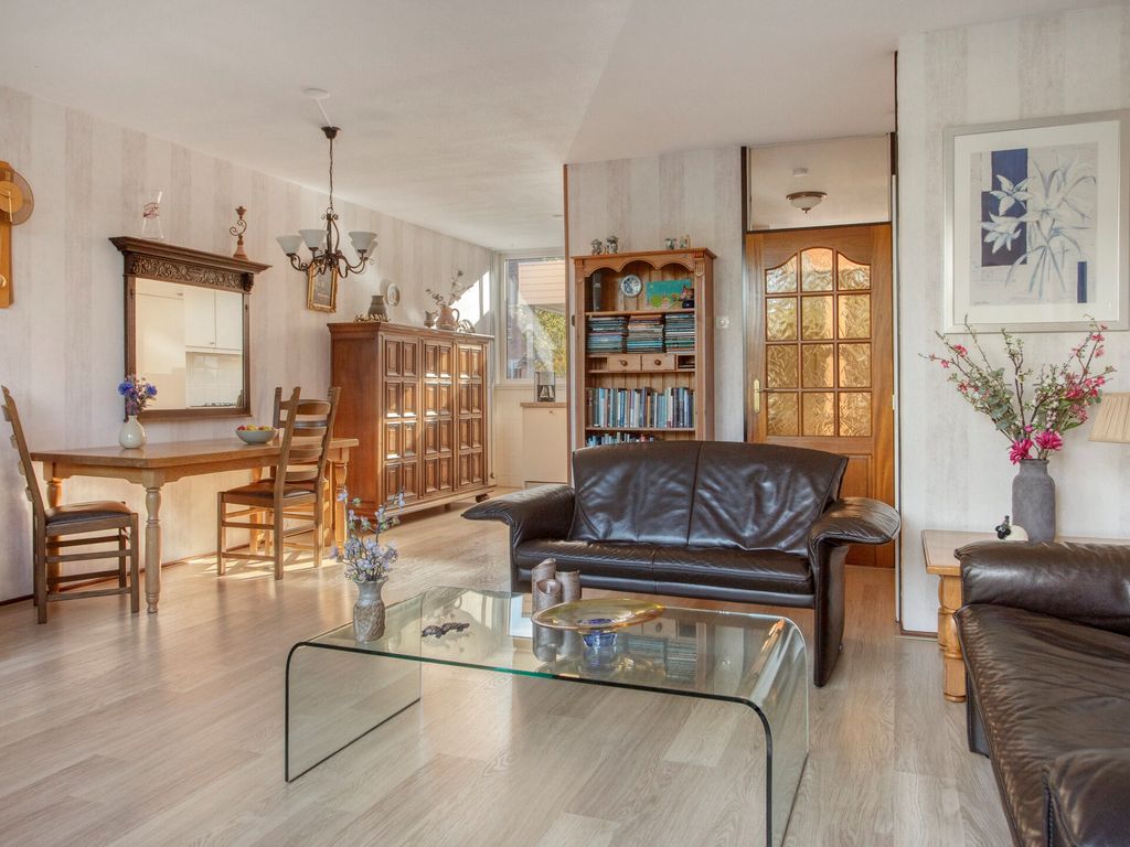 Jan de Geusrede 23, Capelle aan den IJssel