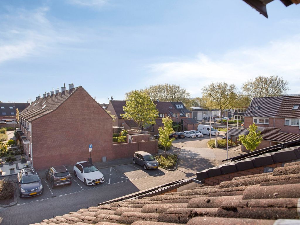 Jan de Geusrede 23, Capelle aan den IJssel