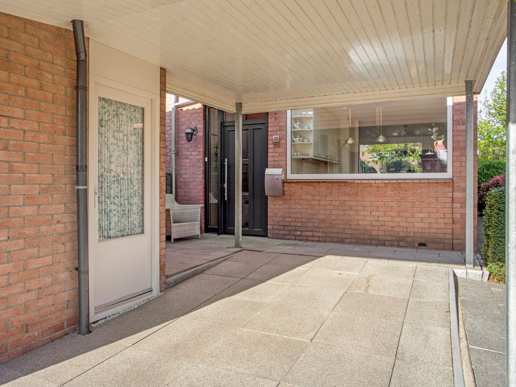 Jan de Geusrede 23, Capelle aan den IJssel