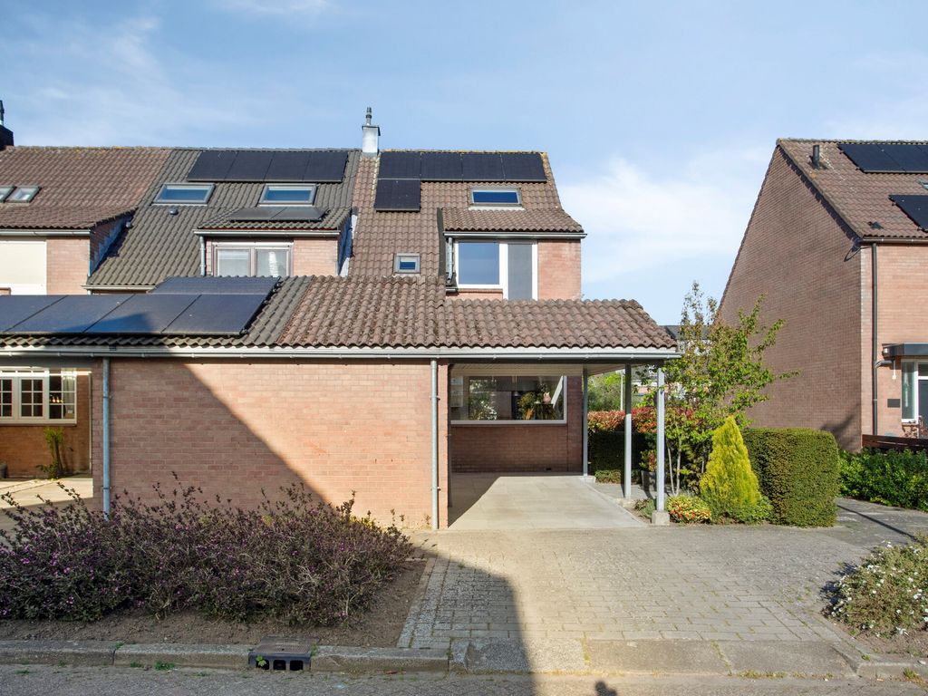 Jan de Geusrede 23, Capelle aan den IJssel