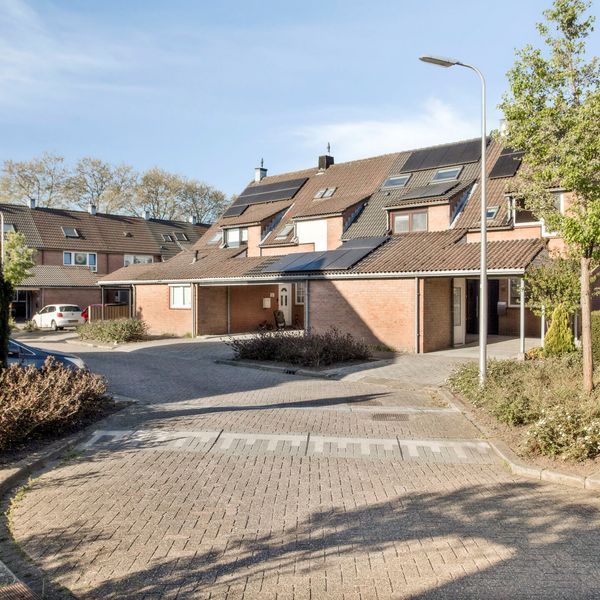 Jan de Geusrede 23, Capelle aan den IJssel