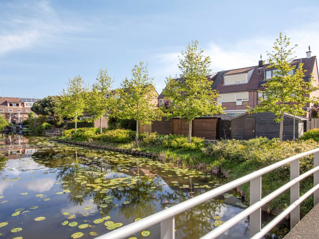 Jan de Geusrede 23, Capelle aan den IJssel