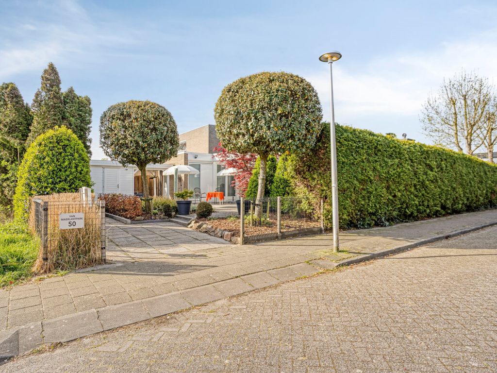 Van Maerlantpark 50, Capelle aan den IJssel