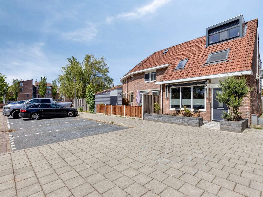 Nabucco 112, Capelle aan den IJssel
