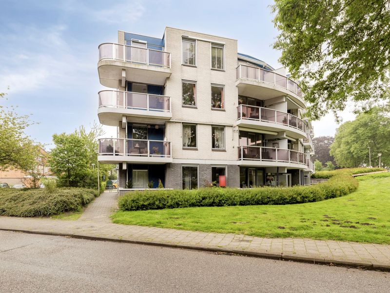 Stationsdreef 4, Nieuwerkerk aan den IJssel