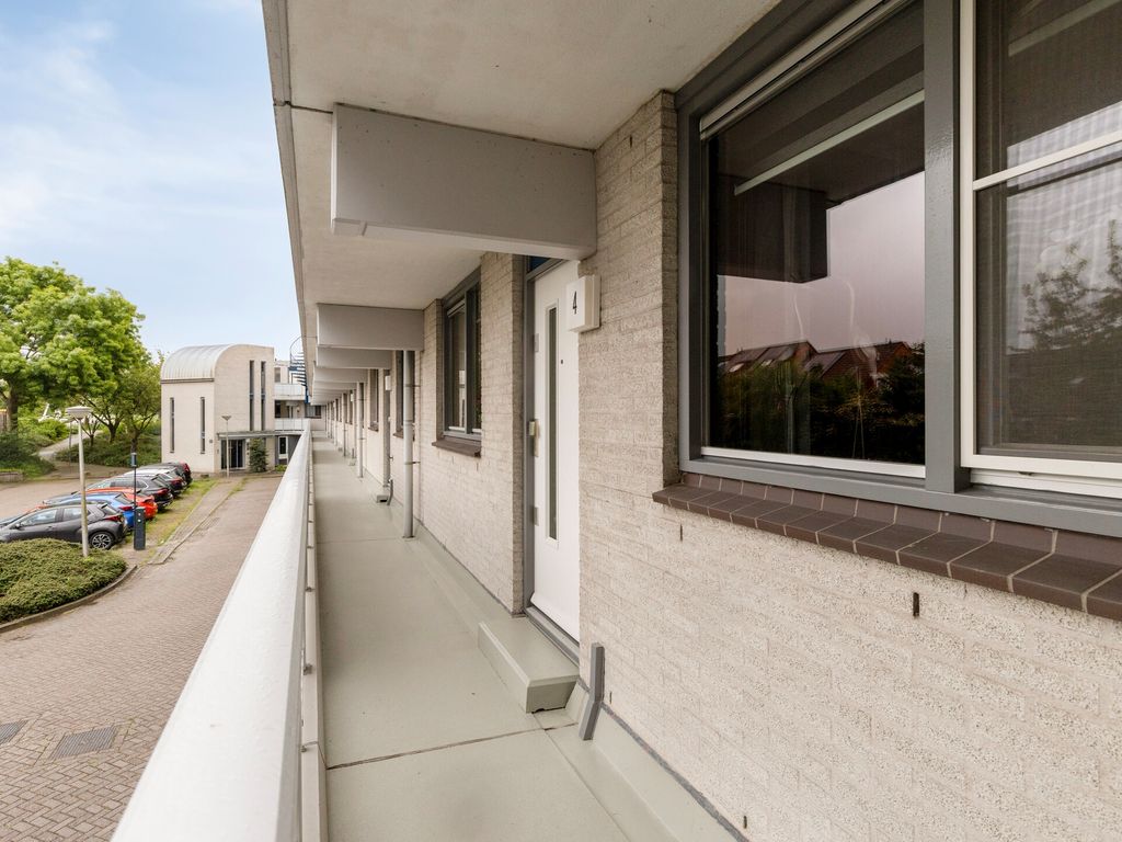Stationsdreef 4, Nieuwerkerk aan den IJssel