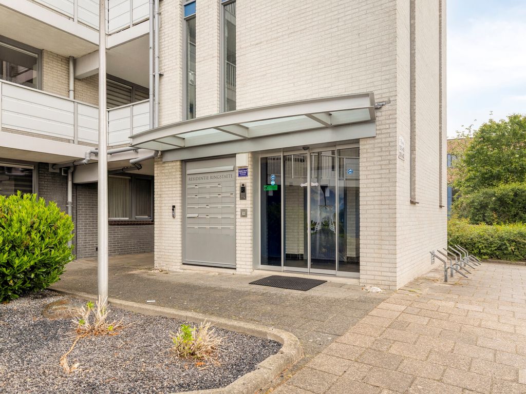Stationsdreef 4, Nieuwerkerk aan den IJssel
