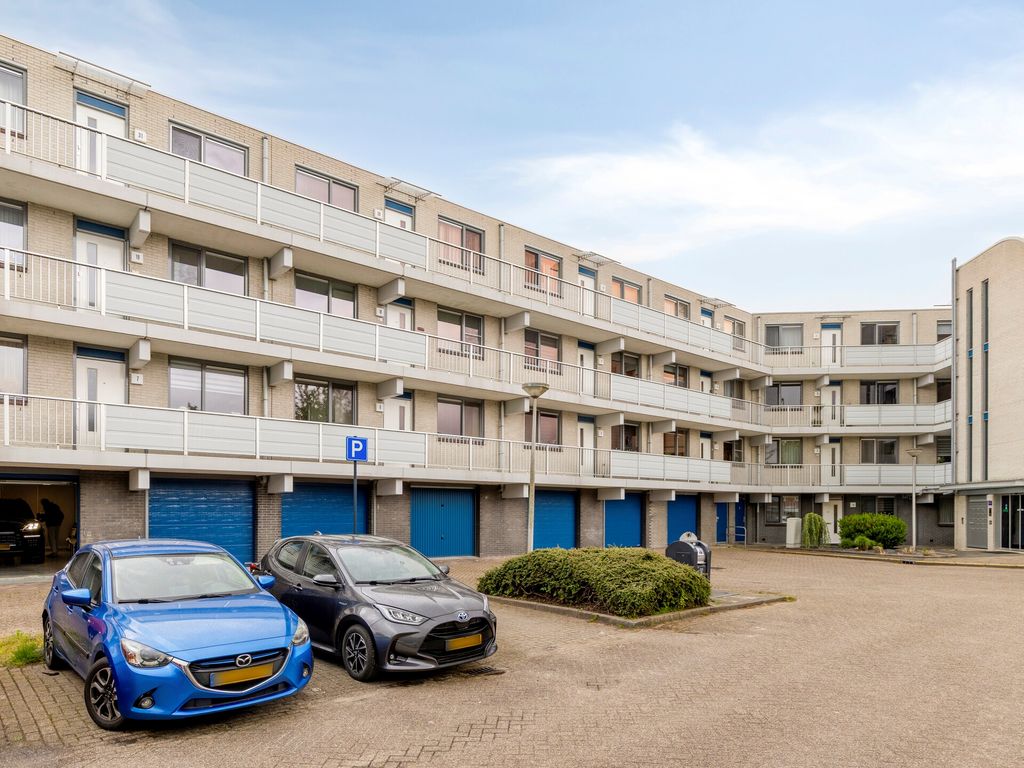 Stationsdreef 4, Nieuwerkerk aan den IJssel