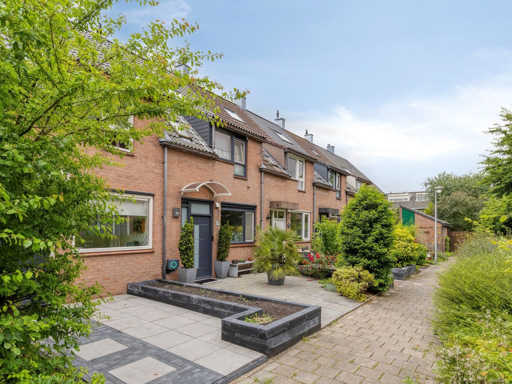 Bas de Blokrede 29, Capelle aan den IJssel