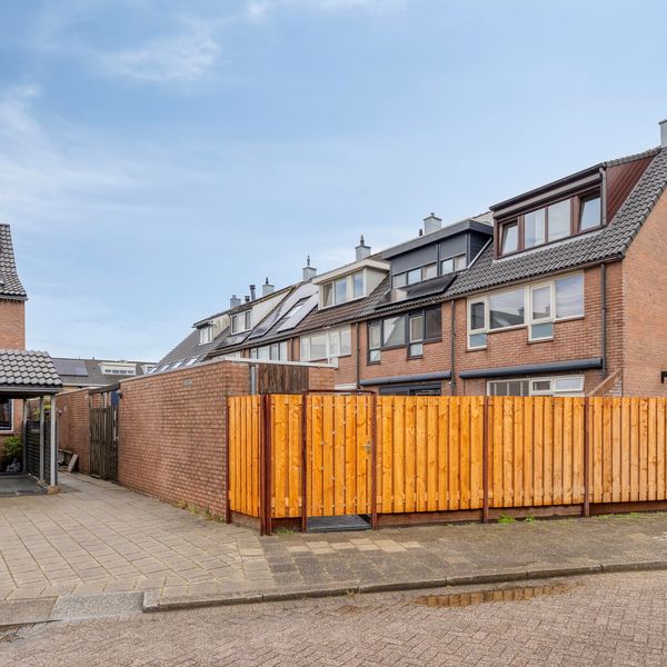 Bas de Blokrede 29, Capelle aan den IJssel