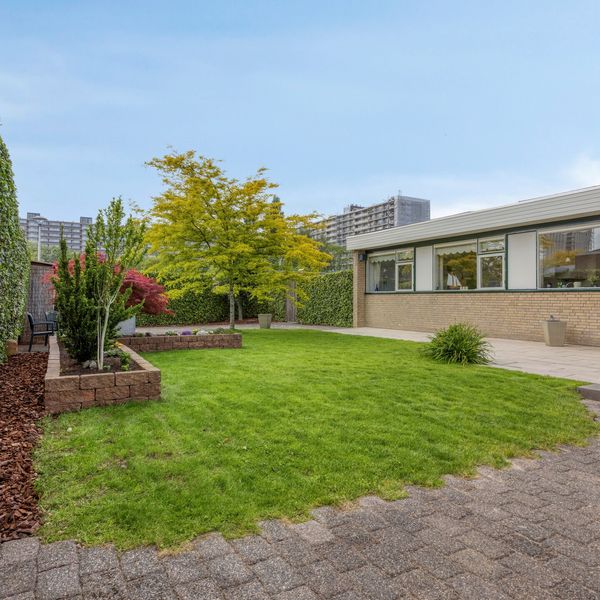Van Maerlantpark 1, Capelle aan den IJssel