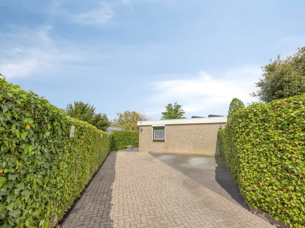 Van Maerlantpark 1, Capelle aan den IJssel