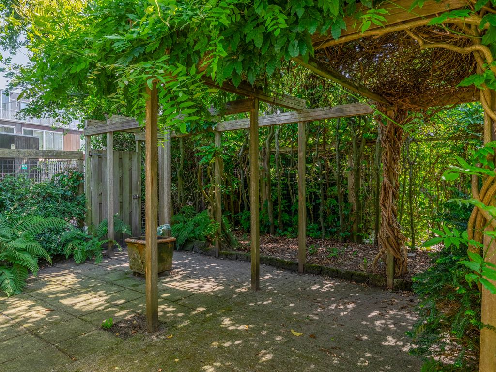 Paradijsselpark 203, Capelle aan den IJssel