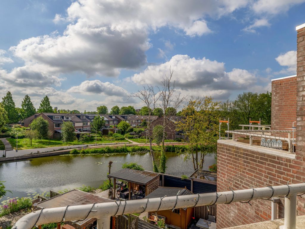 Keerkring 158, Capelle aan den IJssel