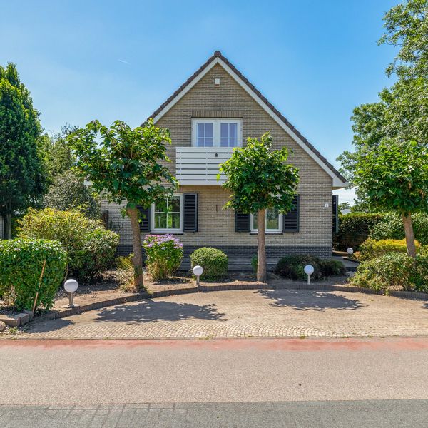 Zuideinde 2, Zevenhuizen
