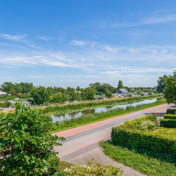 Zuideinde 2, Zevenhuizen