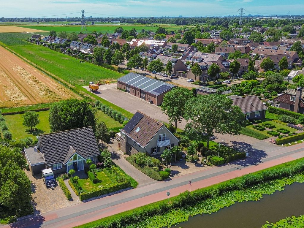 Zuideinde 2, Zevenhuizen