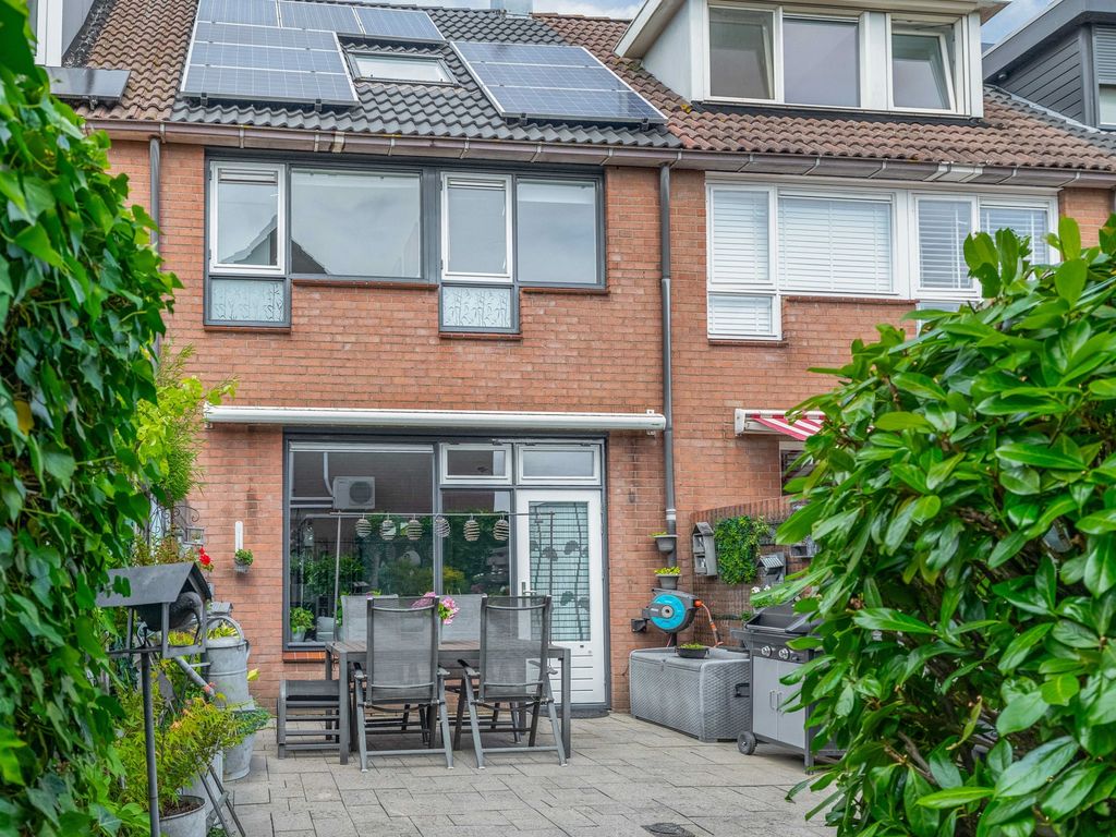 Bas de Blokrede 27, Capelle aan den IJssel