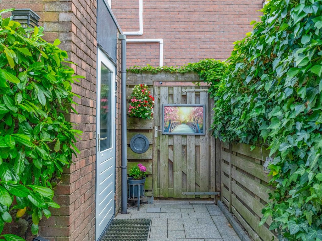 Bas de Blokrede 27, Capelle aan den IJssel