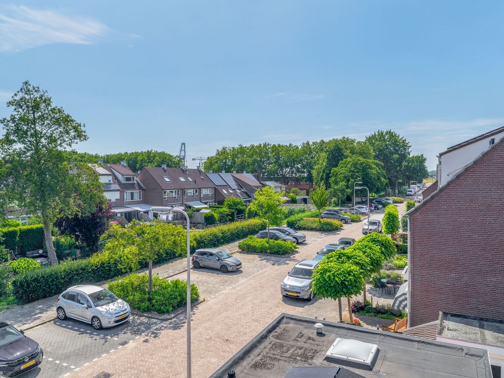 Arend Brinkmanrede 17, Capelle aan den IJssel